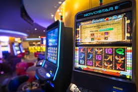 Live blackjack table at pendekarqq with multi-camera feed